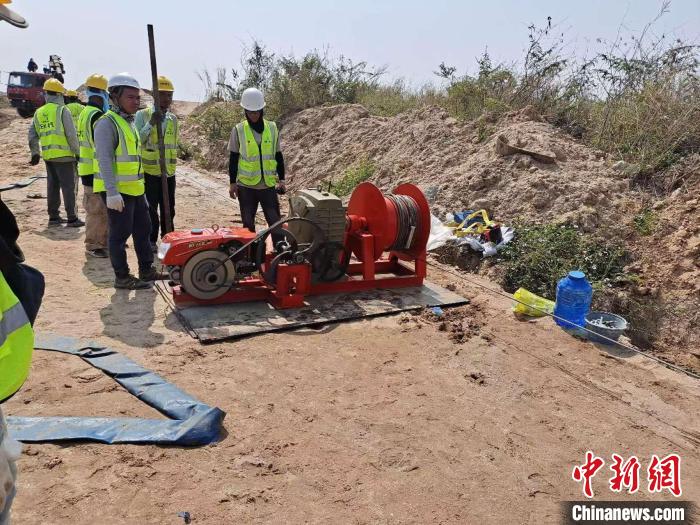 重庆时时彩：柬埔寨金边德崇国际机场建设者欢度中国龙年春节